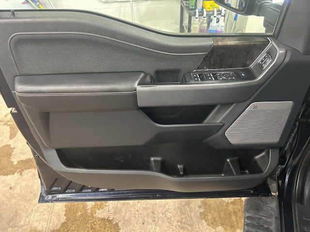 2023 Ford F-350SD Lariat