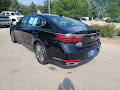 2017 Kia Cadenza Premium