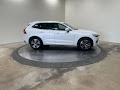 2021 Volvo XC60 T5 Momentum