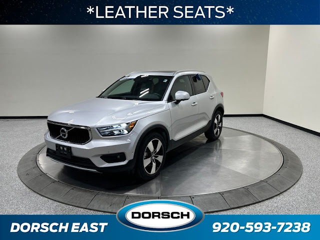 2019 Volvo XC40 Momentum
