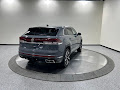 2025 Volkswagen Atlas Cross Sport 2.0T SEL Premium R-Line
