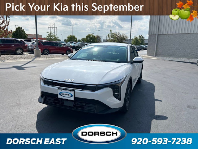2026 Kia K4 LXS